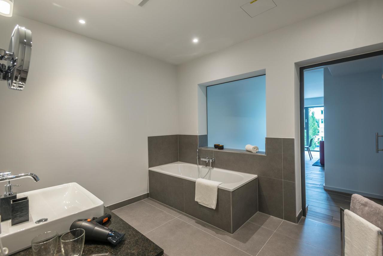 Golden Ball, Exclusive Serviced Apartments Munich Aschheim Buitenkant foto